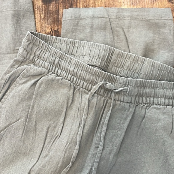 Old Navy linen pants - Picture 2 of 3
